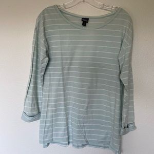 Patagonia medium women’s striped Cotten tencel blend top